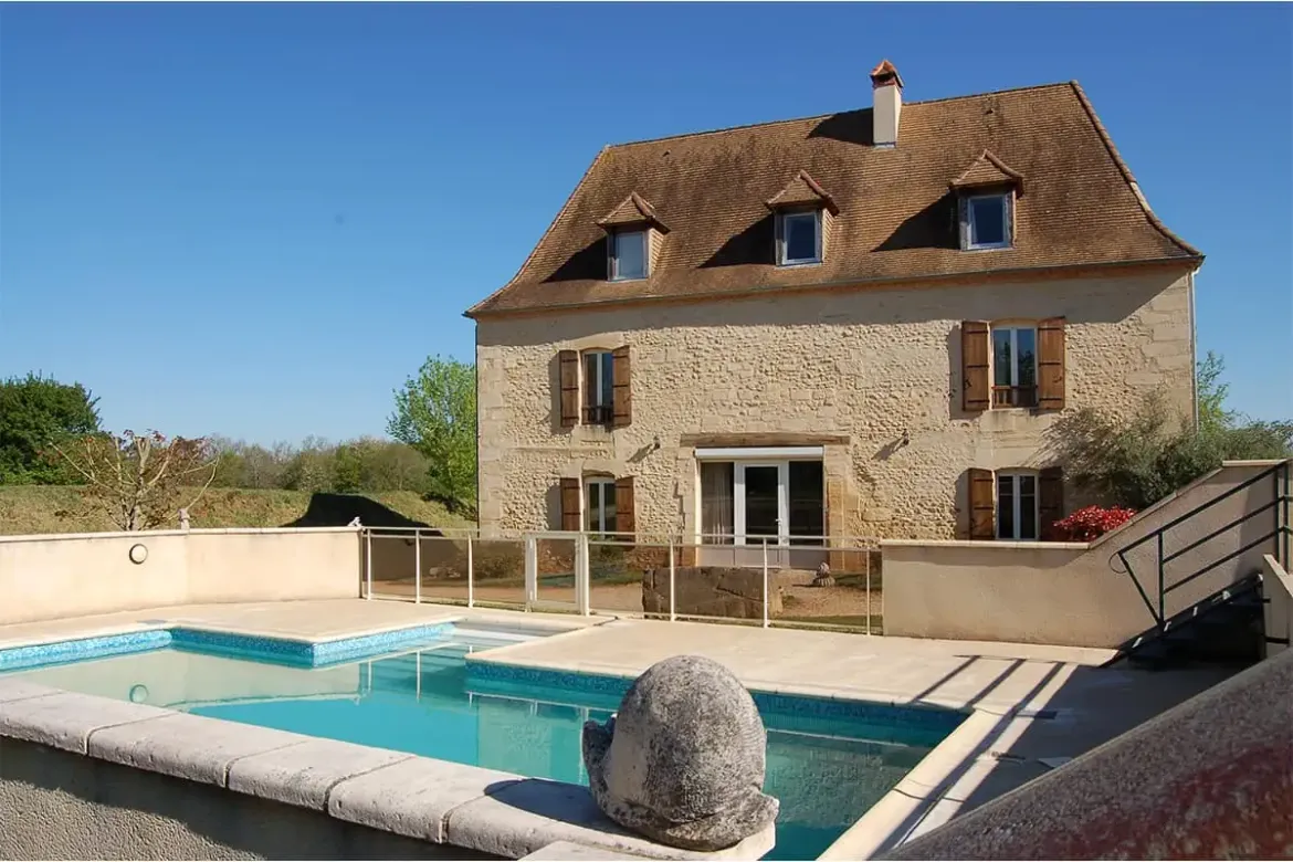 Location Gîtes Dordogne avec piscine en Périgord - Gîte Grande maison