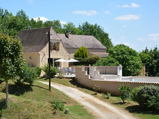 rent a Gîte in Dordogne Perigord with swimmingpool - Gîte Freyssines Maison Holidays cottage for 12 pers.